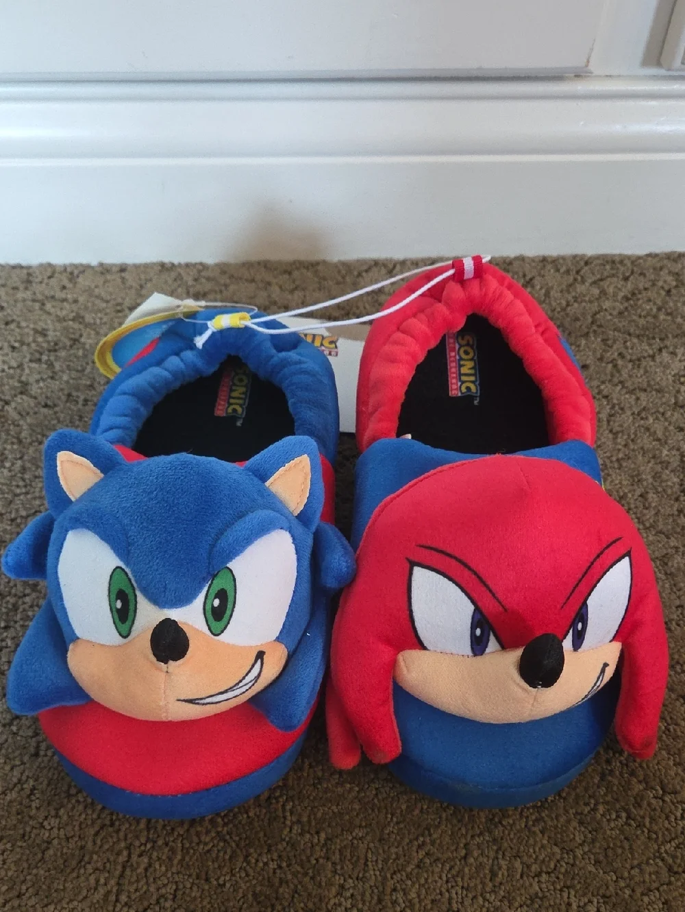 Boys Girls SONIC The Hedgehog & Knuckles Slippers Size 13/1 2/3 4/5 NWT